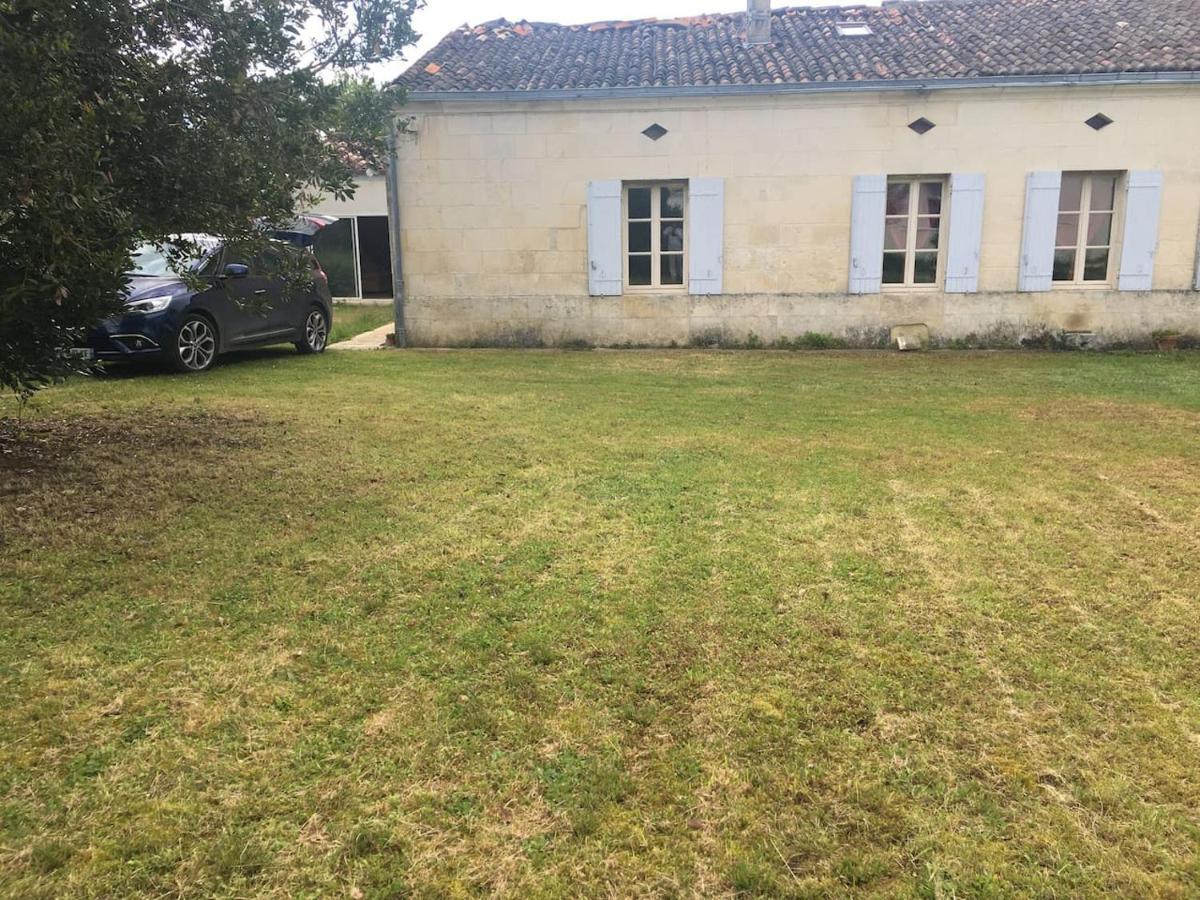 Maison Au Calme Proche Des Cures Apartment โจนแซค ภายนอก รูปภาพ